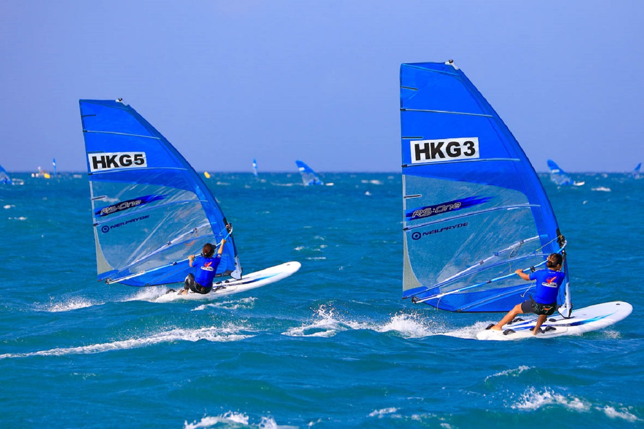 Experience the blue world sailing with yacht racing.